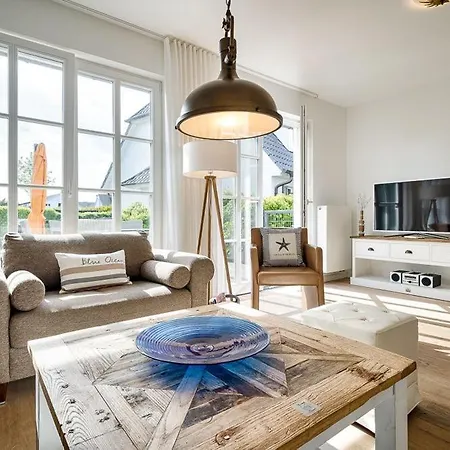 Strandhaus Holiday home *